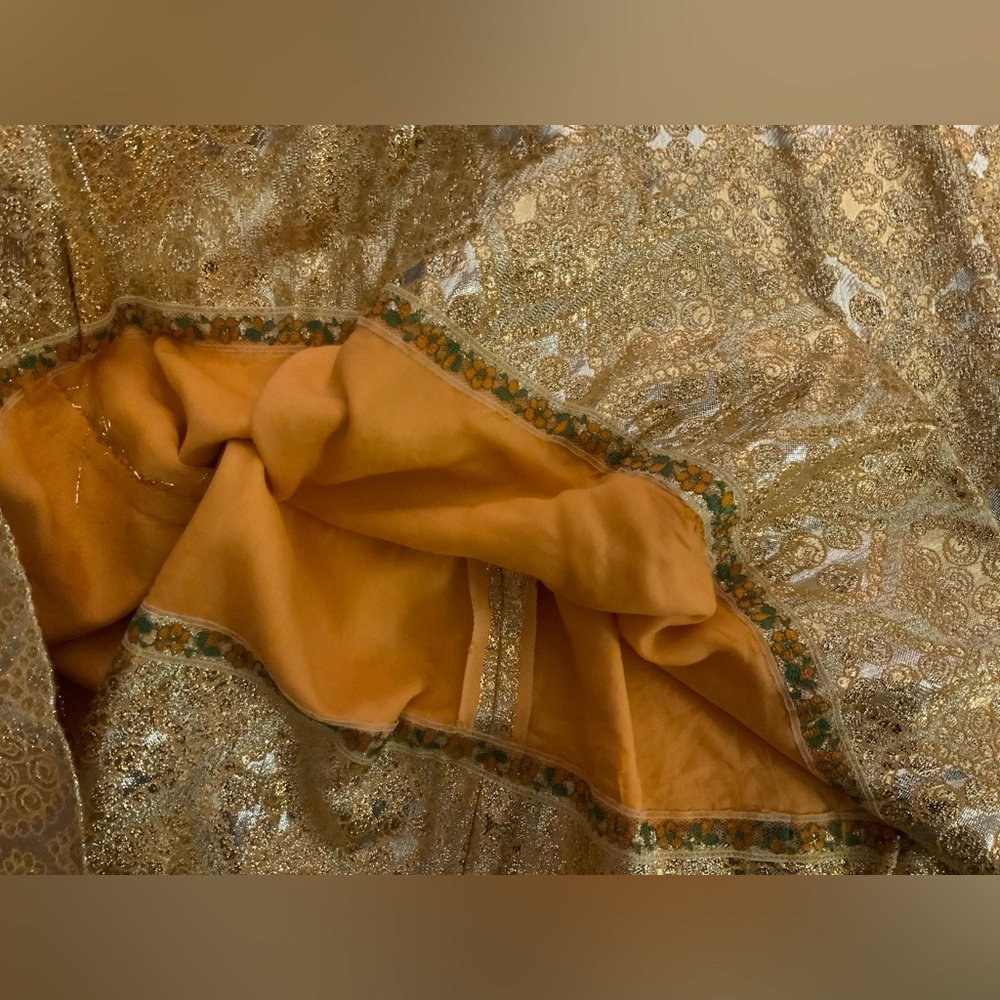 Spectacular Vintage Gold Evening Gown - Picture 11 of 11